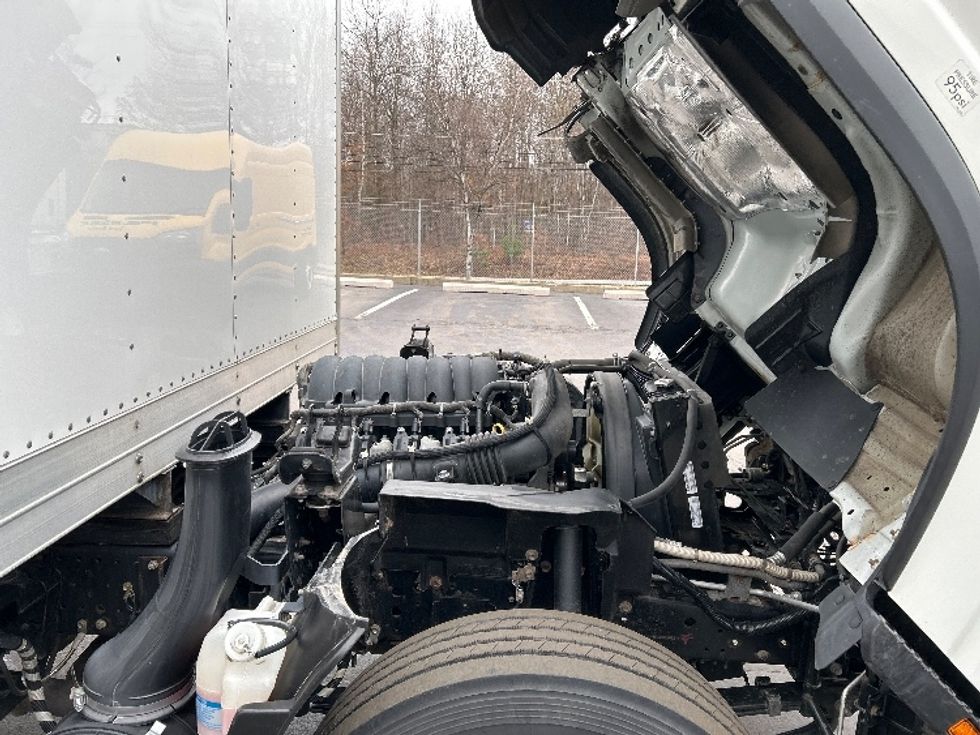 Light Duty Box Truck-Light and Medium Duty Trucks-Isuzu-2022-NPR EFI-Jessup-PA-110,061\n\t\tmiles-$ 39,250 - Image 22