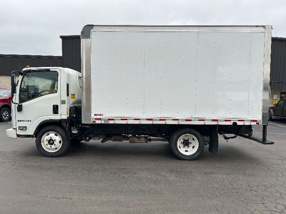 Light Duty Box Truck-Light and Medium Duty Trucks-Isuzu-2022-NPR EFI-Jessup-PA-110,061\n\t\tmiles-$ 39,250 - Image 4