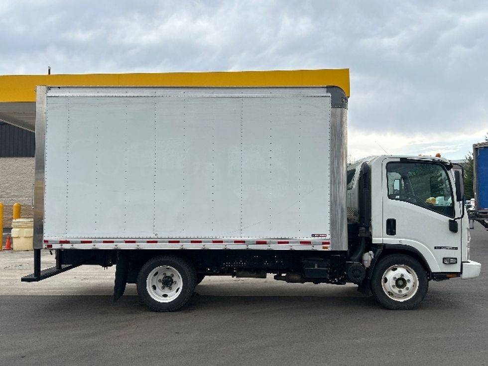 Light Duty Box Truck-Light and Medium Duty Trucks-Isuzu-2022-NPR EFI-Jessup-PA-129,168\n\t\tmiles-$ 37,250 - Image 14