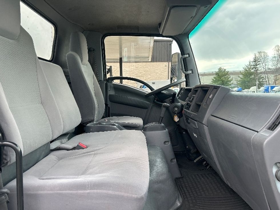 Light Duty Box Truck-Light and Medium Duty Trucks-Isuzu-2022-NPR EFI-Jessup-PA-129,168\n\t\tmiles-$ 37,250 - Image 21