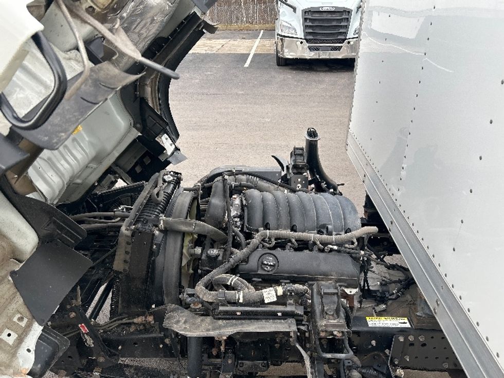 Light Duty Box Truck-Light and Medium Duty Trucks-Isuzu-2022-NPR EFI-Jessup-PA-129,168\n\t\tmiles-$ 37,250 - Image 23