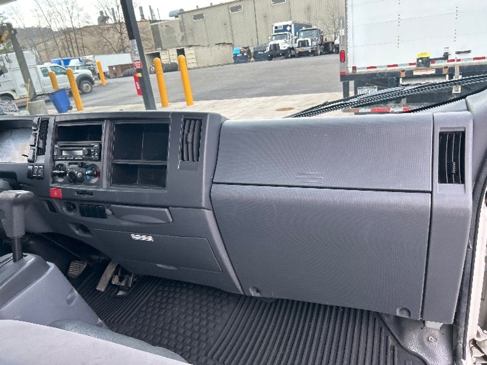 Light Duty Box Truck-Light and Medium Duty Trucks-Isuzu-2022-NPR EFI-Jessup-PA-139,182\n\t\tmiles-$ 35,500 - Image 20