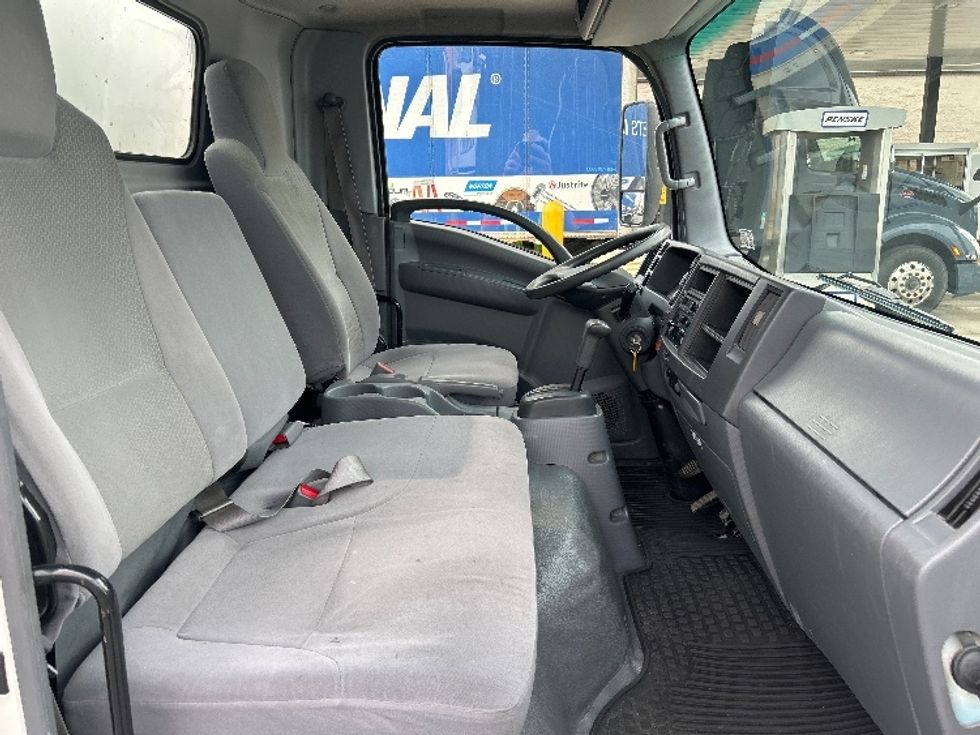 Light Duty Box Truck-Light and Medium Duty Trucks-Isuzu-2022-NPR EFI-Jessup-PA-139,182\n\t\tmiles-$ 35,500 - Image 21