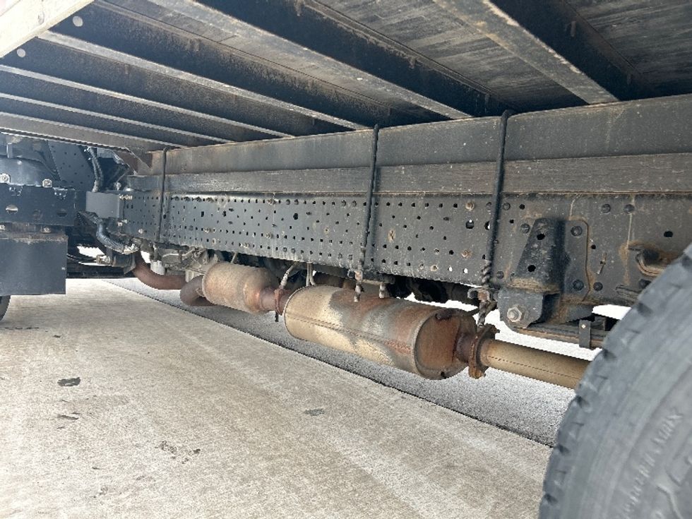 Light Duty Box Truck-Light and Medium Duty Trucks-Isuzu-2022-NPR EFI-Jessup-PA-139,182\n\t\tmiles-$ 35,500 - Image 5