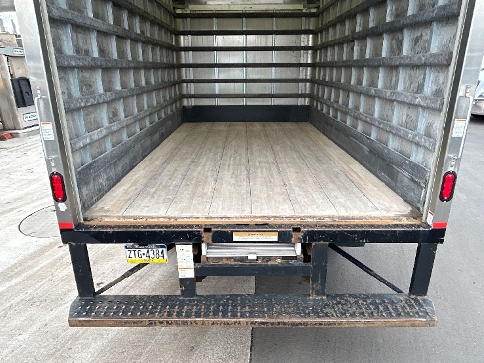 Light Duty Box Truck-Light and Medium Duty Trucks-Isuzu-2022-NPR EFI-Jessup-PA-139,182\n\t\tmiles-$ 35,500 - Image 9