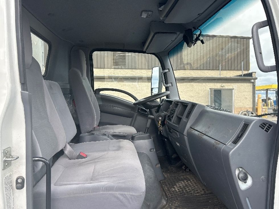 Light Duty Box Truck-Light and Medium Duty Trucks-Isuzu-2022-NPR EFI-Milwaukee-WI-144,306\n\t\tmiles-$ 35,000 - Image 22
