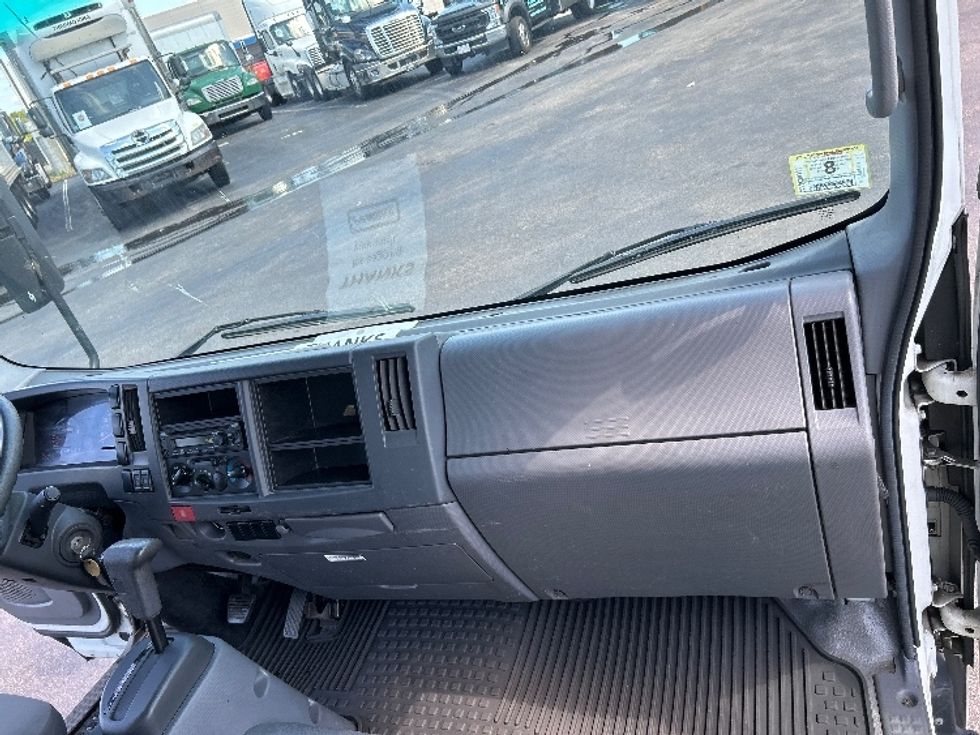 Light Duty Box Truck-Light and Medium Duty Trucks-Isuzu-2022-NPR EFI-Norton-MA-111,903\n\t\tmiles-$ 35,500 - Image 20