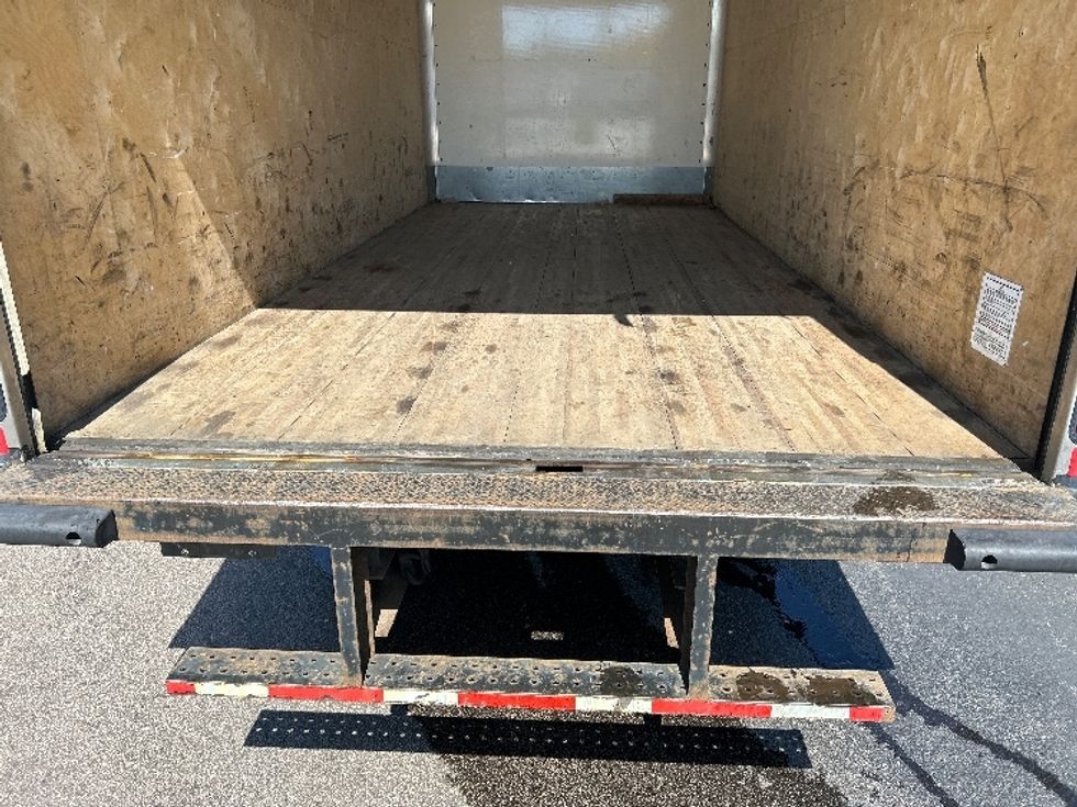 Light Duty Box Truck-Light and Medium Duty Trucks-Isuzu-2022-NPR EFI-Norton-MA-111,903\n\t\tmiles-$ 35,500 - Image 9