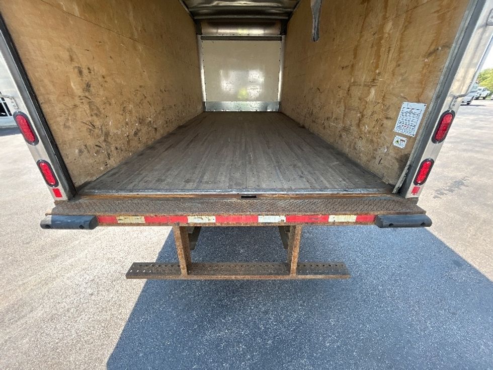 Light Duty Box Truck-Light and Medium Duty Trucks-Isuzu-2022-NPR EFI-Norton-MA-124,153\n\t\tmiles-$ 36,250 - Image 10