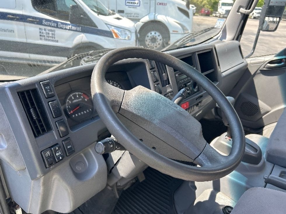 Light Duty Box Truck-Light and Medium Duty Trucks-Isuzu-2022-NPR EFI-Norton-MA-124,153\n\t\tmiles-$ 36,250 - Image 17