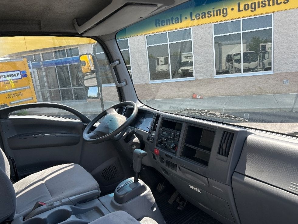 Light Duty Box Truck-Light and Medium Duty Trucks-Isuzu-2022-NPR EFI-Norton-MA-124,153\n\t\tmiles-$ 36,250 - Image 22