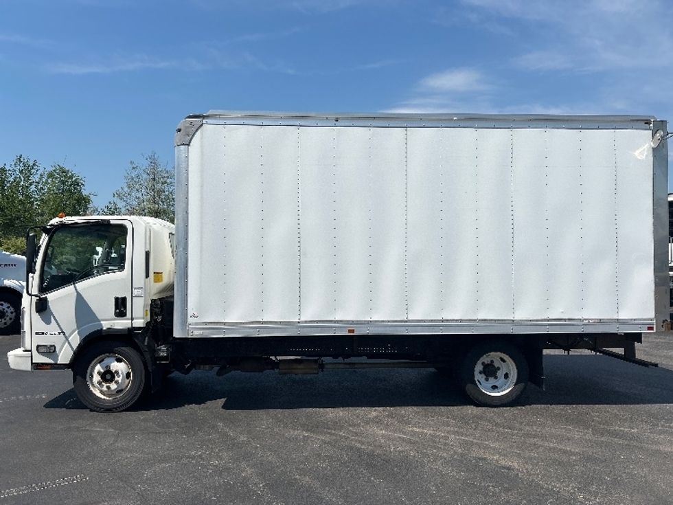 Light Duty Box Truck-Light and Medium Duty Trucks-Isuzu-2022-NPR EFI-Norton-MA-124,153\n\t\tmiles-$ 36,250 - Image 4