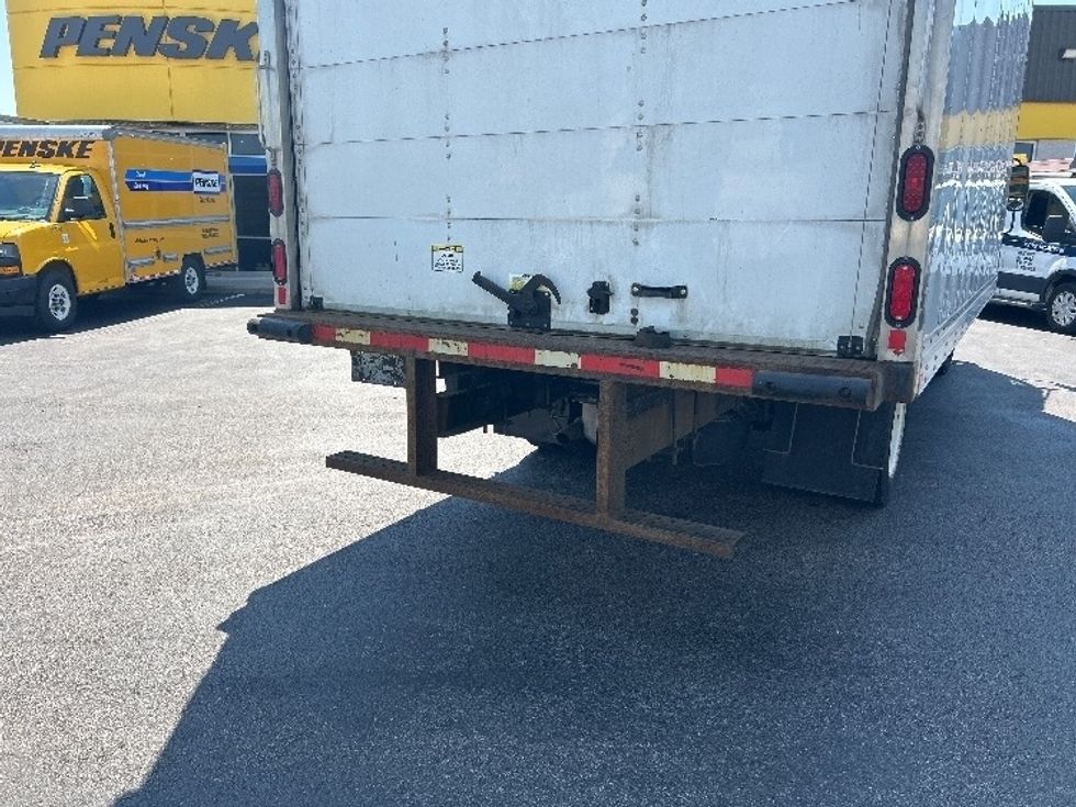 Light Duty Box Truck-Light and Medium Duty Trucks-Isuzu-2022-NPR EFI-Norton-MA-124,153\n\t\tmiles-$ 36,250 - Image 9