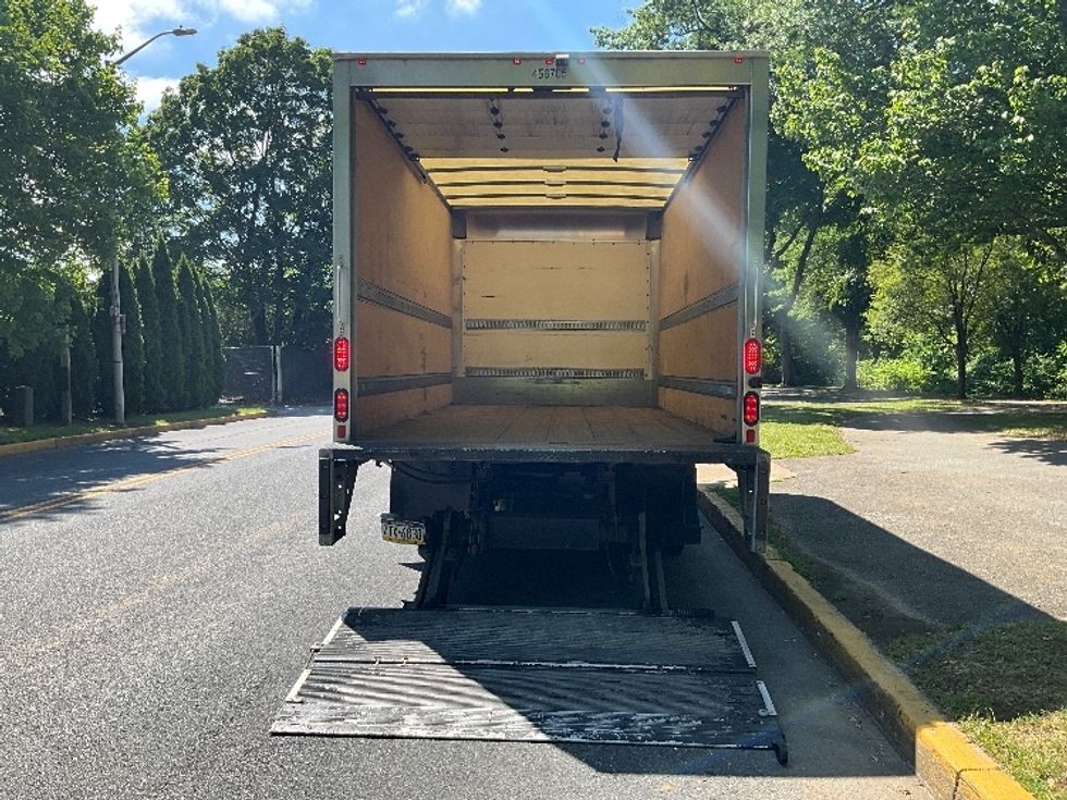 Light Duty Box Truck-Light and Medium Duty Trucks-Isuzu-2022-NPR EFI-Reading-PA-127,773\n\t\tmiles-$ 37,250 - Image 9