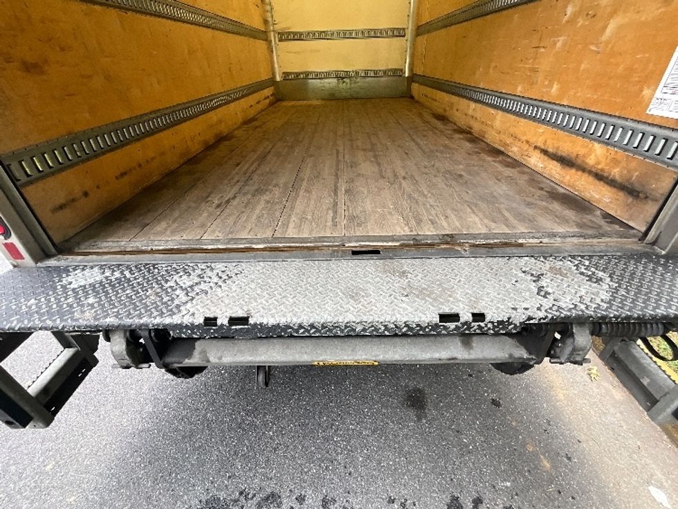 Light Duty Box Truck-Light and Medium Duty Trucks-Isuzu-2022-NPR EFI-Reading-PA-142,323\n\t\tmiles-$ 34,750 - Image 10