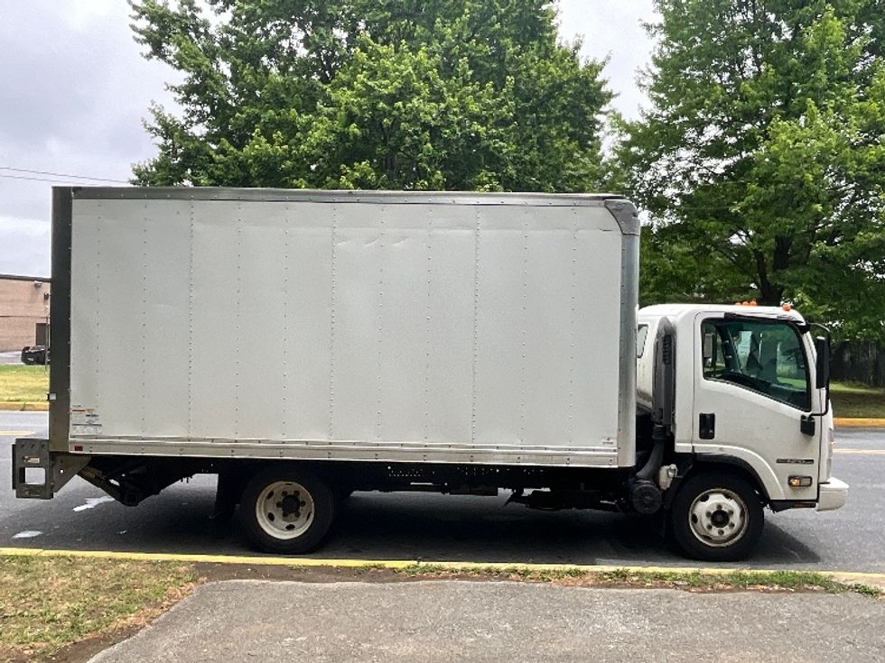 Light Duty Box Truck-Light and Medium Duty Trucks-Isuzu-2022-NPR EFI-Reading-PA-142,323\n\t\tmiles-$ 34,750 - Image 15