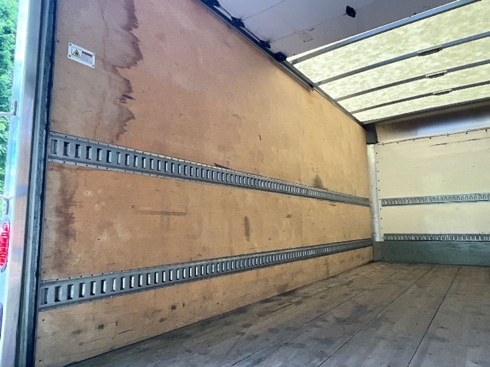 Light Duty Box Truck-Light and Medium Duty Trucks-Isuzu-2022-NPR EFI-Reading-PA-145,659\n\t\tmiles-$ 34,000 - Image 11