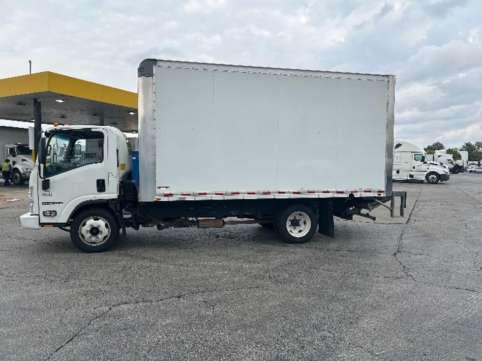 Light Duty Box Truck-Light and Medium Duty Trucks-Isuzu-2022-NPR EFI-Sturtevant-WI-77,572\n\t\tmiles-$ 42,500 - Image 4