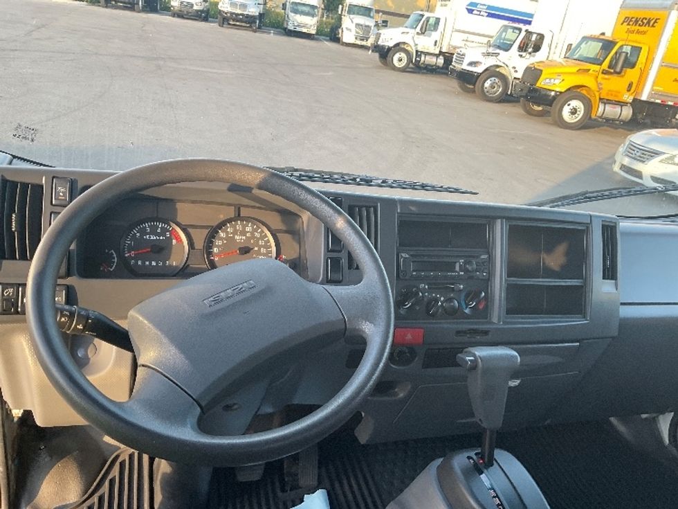 Light Duty Box Truck-Light and Medium Duty Trucks-Isuzu-2022-NPR EFI-Tampa-FL-194,459\n\t\tmiles-$ 26,000 - Image 18