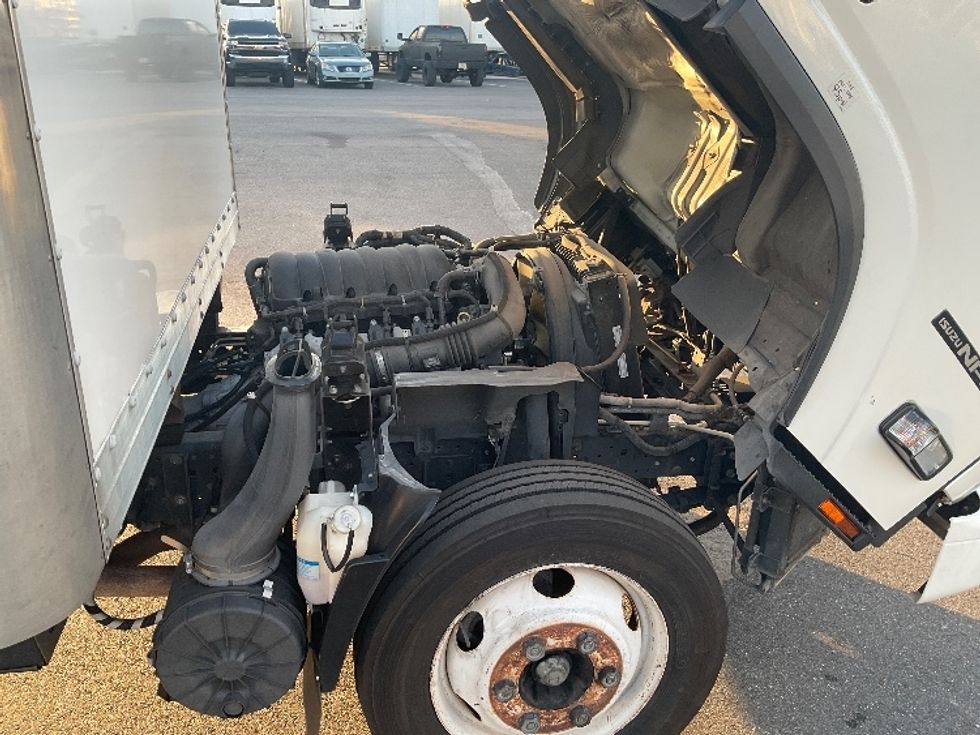 Light Duty Box Truck-Light and Medium Duty Trucks-Isuzu-2022-NPR EFI-Tampa-FL-194,459\n\t\tmiles-$ 26,000 - Image 23