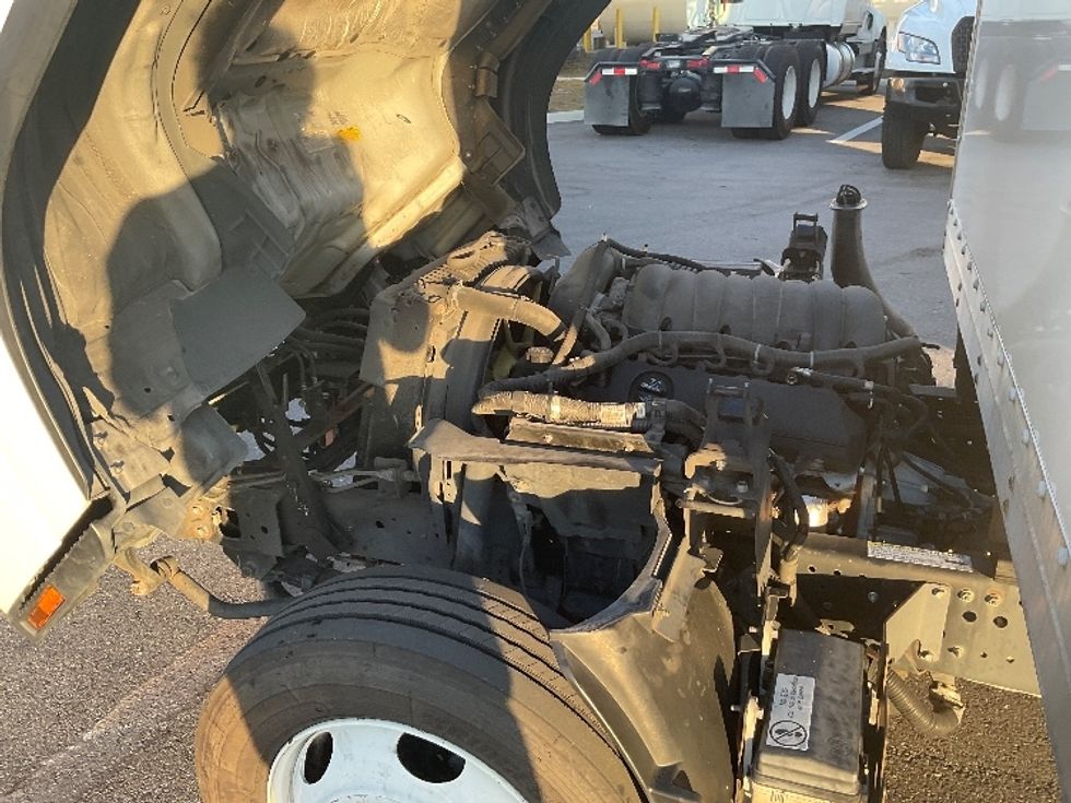 Light Duty Box Truck-Light and Medium Duty Trucks-Isuzu-2022-NPR EFI-Tampa-FL-194,459\n\t\tmiles-$ 26,000 - Image 24