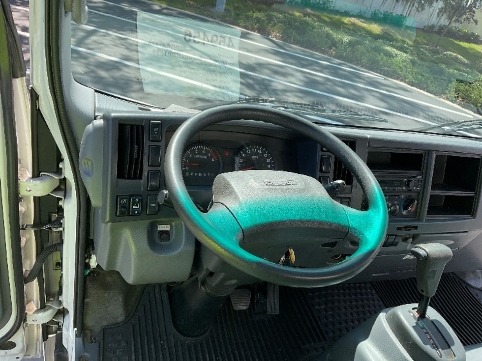 Light Duty Box Truck-Light and Medium Duty Trucks-Isuzu-2022-NPR EFI-Tampa-FL-83,167\n\t\tmiles-$ 46,500 - Image 18