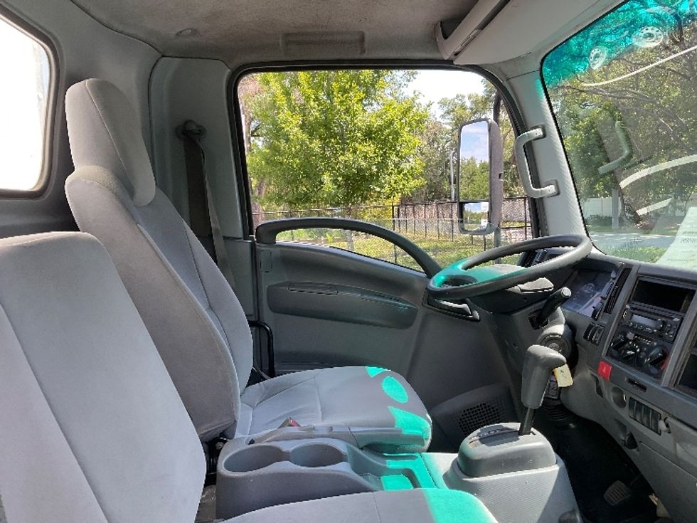 Light Duty Box Truck-Light and Medium Duty Trucks-Isuzu-2022-NPR EFI-Tampa-FL-83,167\n\t\tmiles-$ 46,500 - Image 21