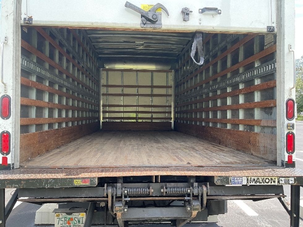 Light Duty Box Truck-Light and Medium Duty Trucks-Isuzu-2022-NPR EFI-Tampa-FL-83,167\n\t\tmiles-$ 46,500 - Image 8