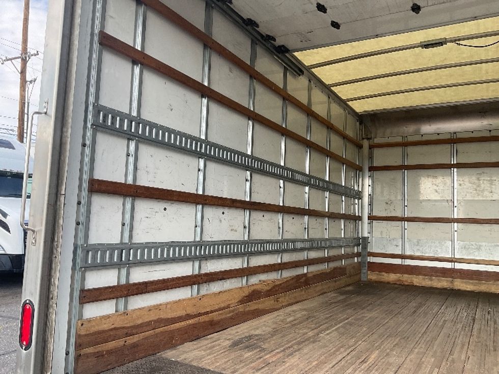 Light Duty Box Truck-Light and Medium Duty Trucks-Isuzu-2022-NPR-El Paso-TX-107,626\n\t\tmiles-$ 48,500 - Image 11