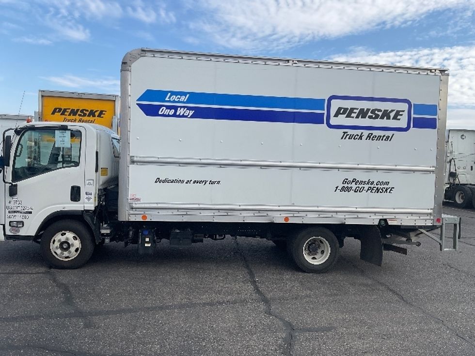 2022 Isuzu NPR photo 4