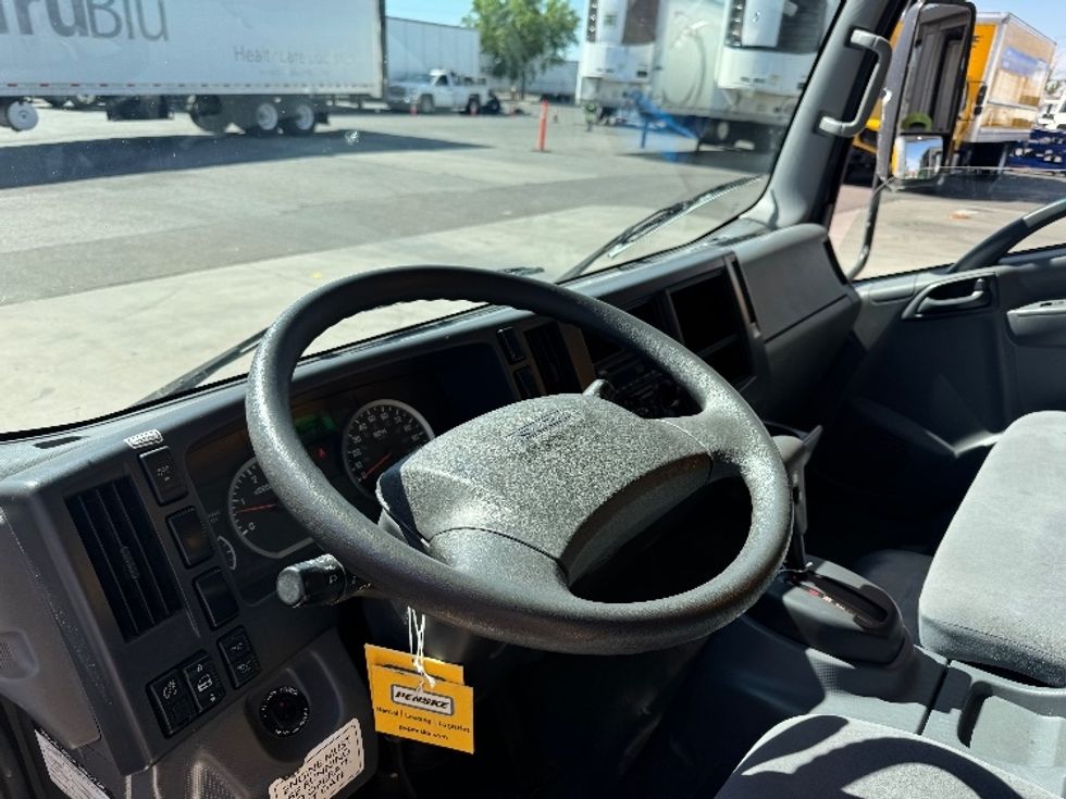 Light Duty Box Truck-Light and Medium Duty Trucks-Isuzu-2022-NPR-El Paso-TX-108,099\n\t\tmiles-$ 42,750 - Image 12