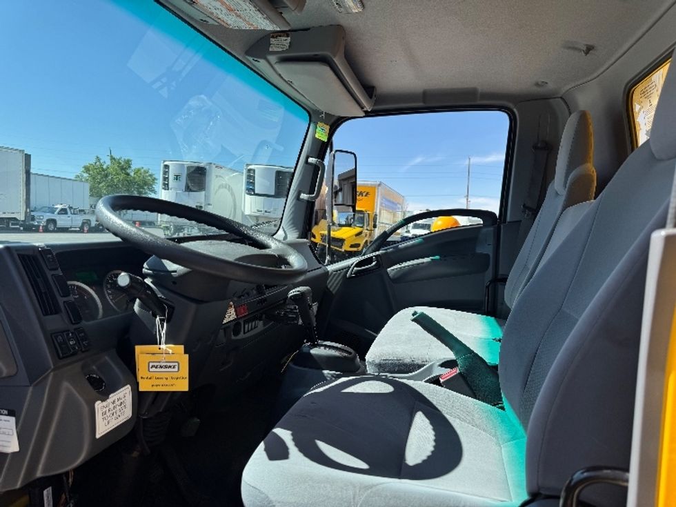 Light Duty Box Truck-Light and Medium Duty Trucks-Isuzu-2022-NPR-El Paso-TX-108,099\n\t\tmiles-$ 42,750 - Image 14
