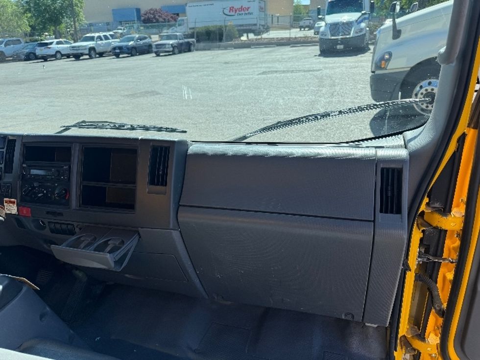 Light Duty Box Truck-Light and Medium Duty Trucks-Isuzu-2022-NPR-El Paso-TX-108,099\n\t\tmiles-$ 42,750 - Image 16