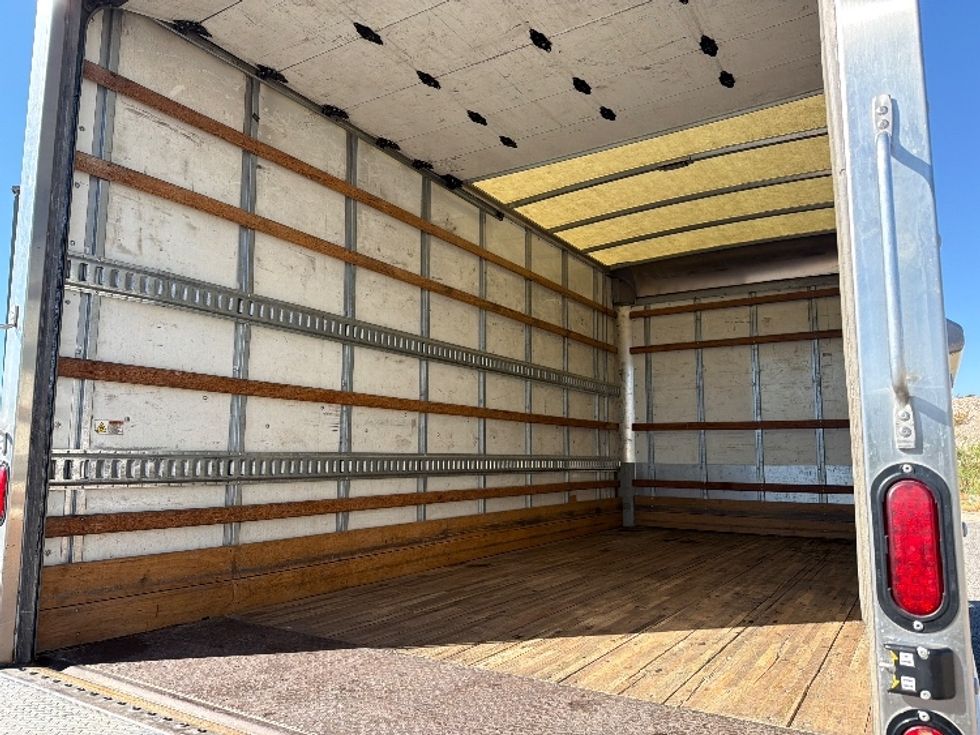 Light Duty Box Truck-Light and Medium Duty Trucks-Isuzu-2022-NPR-El Paso-TX-99,671\n\t\tmiles-$ 48,500 - Image 11