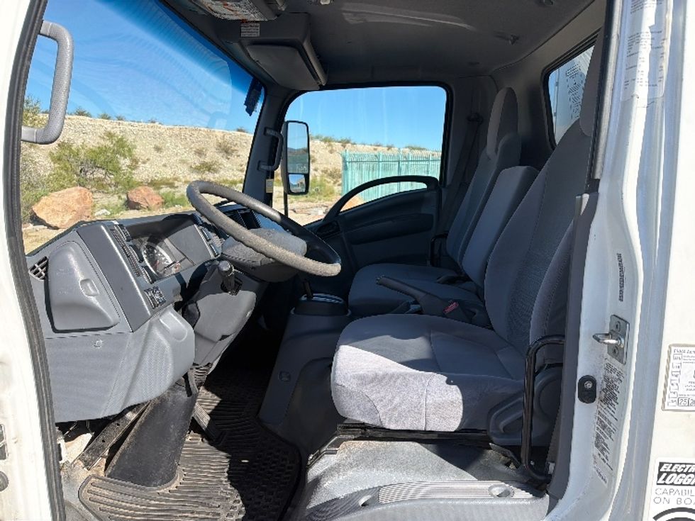 Light Duty Box Truck-Light and Medium Duty Trucks-Isuzu-2022-NPR-El Paso-TX-99,671\n\t\tmiles-$ 48,500 - Image 19
