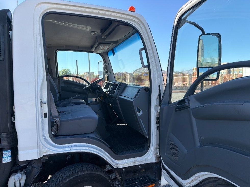 Light Duty Box Truck-Light and Medium Duty Trucks-Isuzu-2022-NPR-El Paso-TX-99,671\n\t\tmiles-$ 48,500 - Image 20