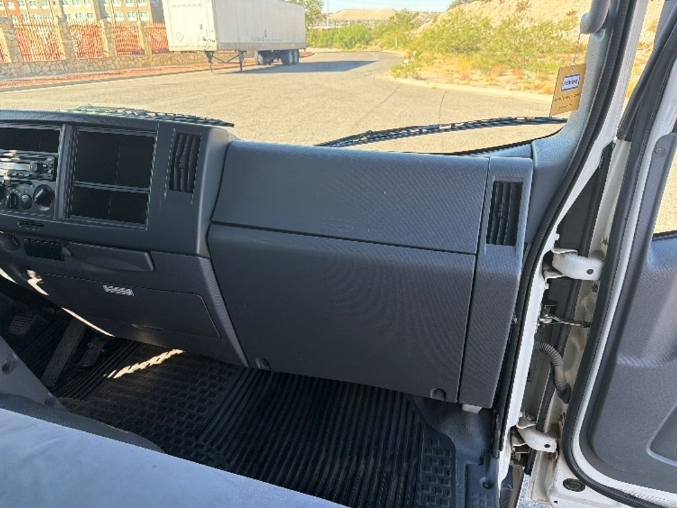 Light Duty Box Truck-Light and Medium Duty Trucks-Isuzu-2022-NPR-El Paso-TX-99,671\n\t\tmiles-$ 48,500 - Image 21