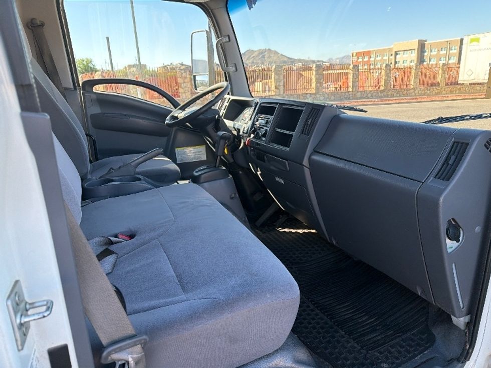 Light Duty Box Truck-Light and Medium Duty Trucks-Isuzu-2022-NPR-El Paso-TX-99,671\n\t\tmiles-$ 48,500 - Image 22