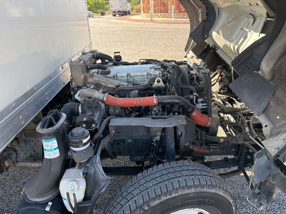 Light Duty Box Truck-Light and Medium Duty Trucks-Isuzu-2022-NPR-El Paso-TX-99,671\n\t\tmiles-$ 48,500 - Image 23