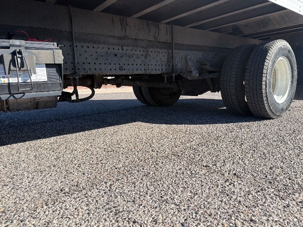 Light Duty Box Truck-Light and Medium Duty Trucks-Isuzu-2022-NPR-El Paso-TX-99,671\n\t\tmiles-$ 48,500 - Image 5