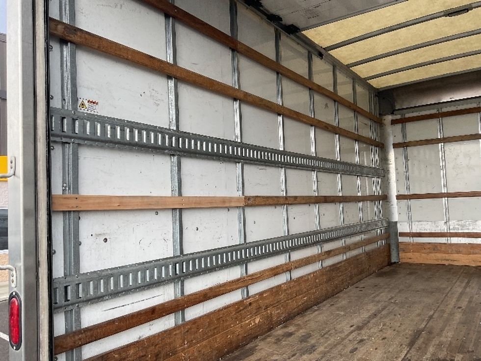 Light Duty Box Truck-Light and Medium Duty Trucks-Isuzu-2022-NPR-Everett-WA-106,294\n\t\tmiles-$ 45,250 - Image 10