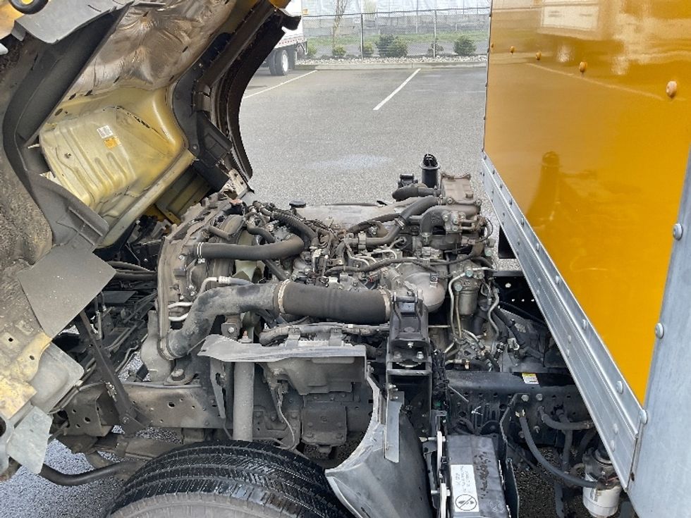 Light Duty Box Truck-Light and Medium Duty Trucks-Isuzu-2022-NPR-Everett-WA-106,294\n\t\tmiles-$ 45,250 - Image 23