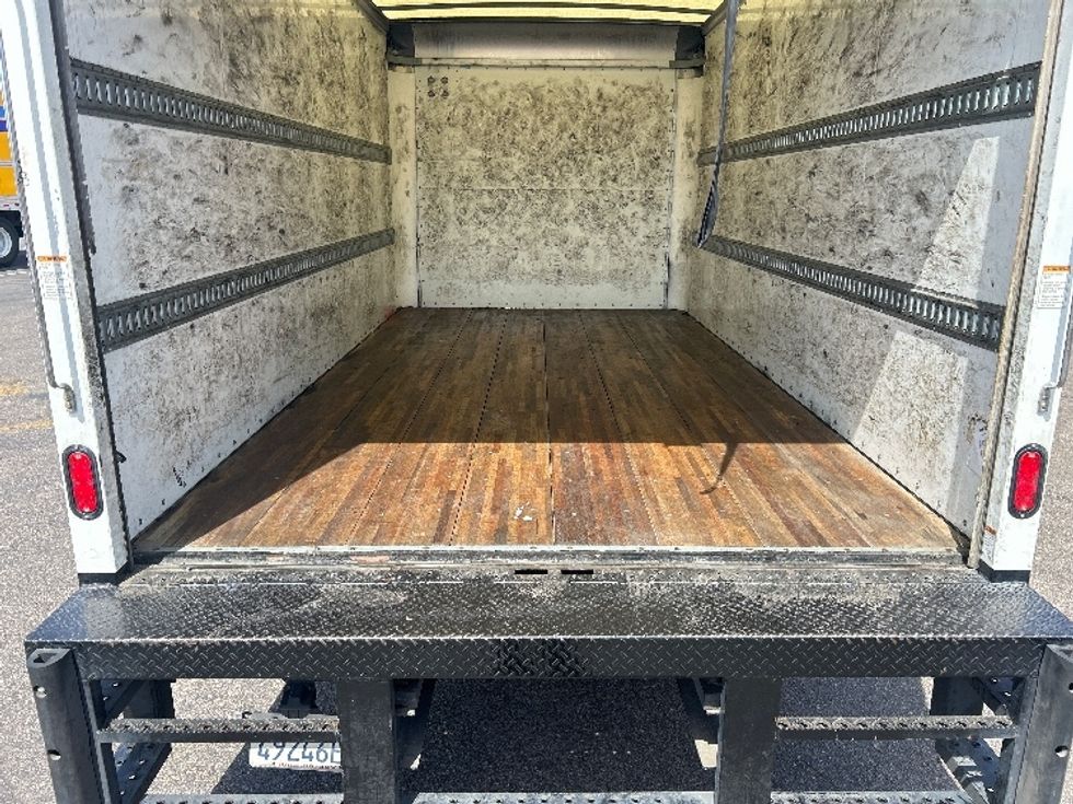 Light Duty Box Truck-Light and Medium Duty Trucks-Isuzu-2022-NPR-Fontana-CA-193,388\n\t\tmiles-$ 28,500 - Image 10