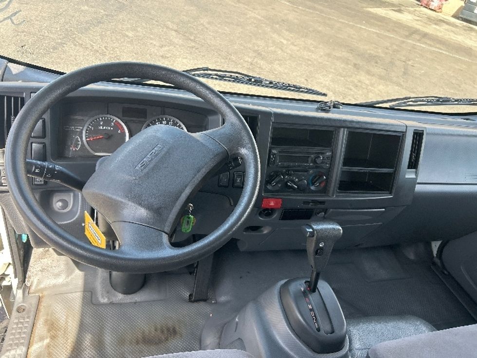 Light Duty Box Truck-Light and Medium Duty Trucks-Isuzu-2022-NPR-Fontana-CA-193,388\n\t\tmiles-$ 28,500 - Image 18