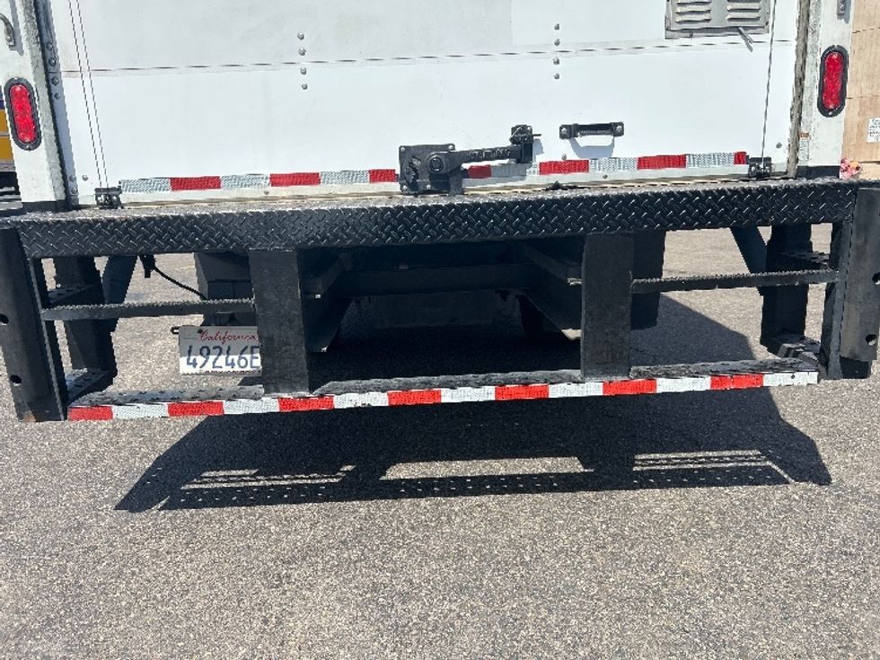 Light Duty Box Truck-Light and Medium Duty Trucks-Isuzu-2022-NPR-Fontana-CA-193,388\n\t\tmiles-$ 28,500 - Image 26