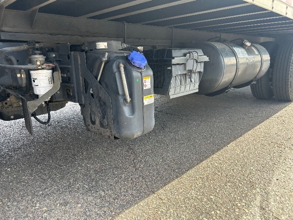 Light Duty Box Truck-Light and Medium Duty Trucks-Isuzu-2022-NPR-Fontana-CA-193,388\n\t\tmiles-$ 28,500 - Image 5