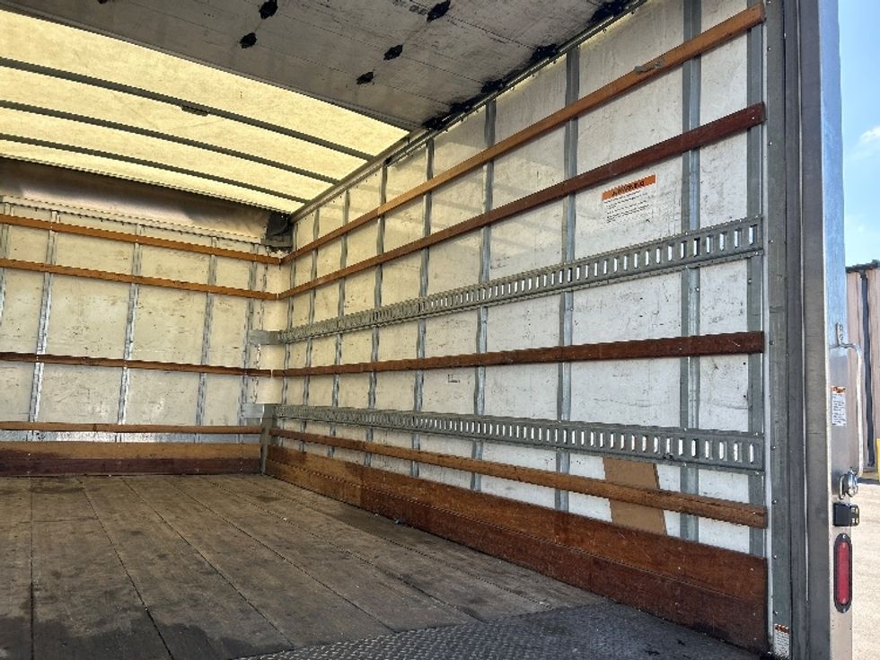 Light Duty Box Truck-Light and Medium Duty Trucks-Isuzu-2022-NPR-Fresno-CA-144,126\n\t\tmiles-$ 41,500 - Image 12