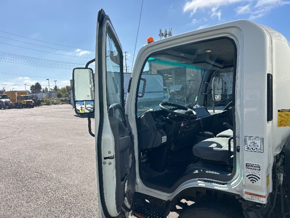 Light Duty Box Truck-Light and Medium Duty Trucks-Isuzu-2022-NPR-Fresno-CA-144,126\n\t\tmiles-$ 41,500 - Image 16