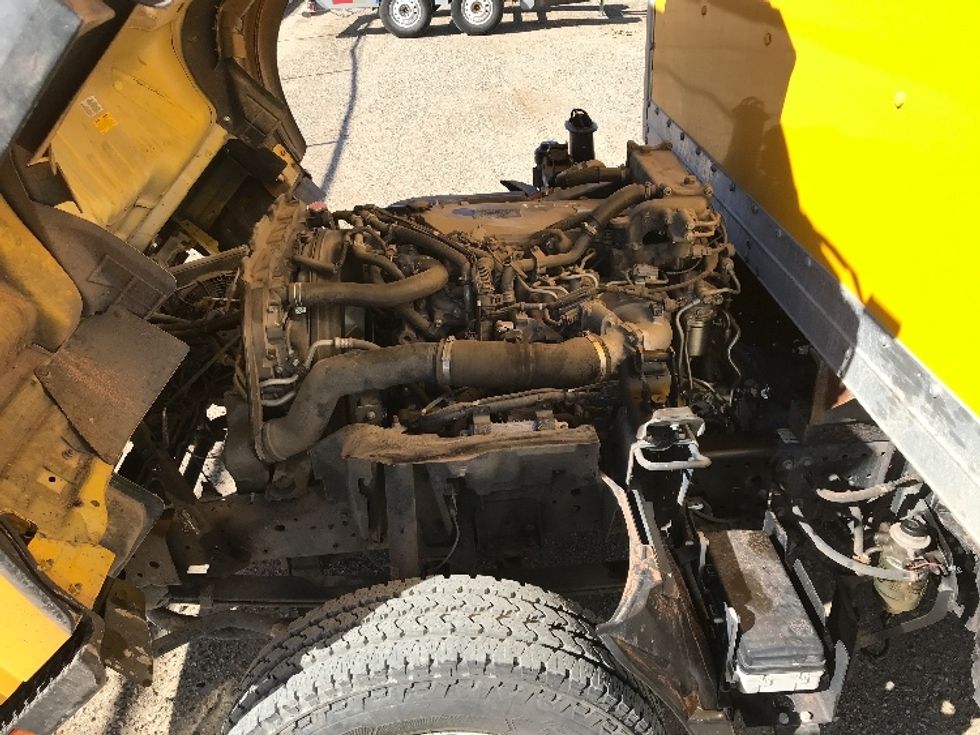 Light Duty Box Truck-Light and Medium Duty Trucks-Isuzu-2022-NPR-Grand Junction-CO-53,285\n\t\tmiles-$ 59,250 - Image 24