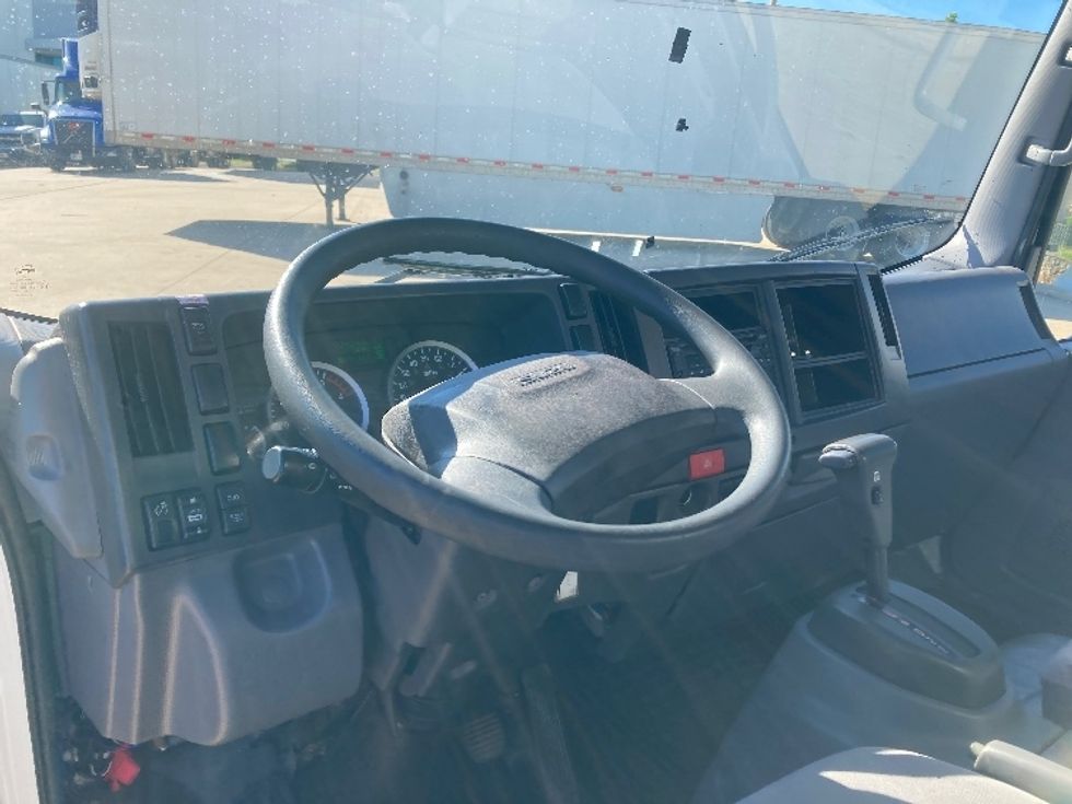 Light Duty Box Truck-Light and Medium Duty Trucks-Isuzu-2022-NPR-Grand Prairie-TX-228,637\n\t\tmiles-$ 29,000 - Image 17